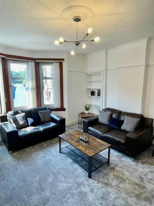 פאיסליי Large 2 Bed Near Glasgow Airport מראה חיצוני תמונה